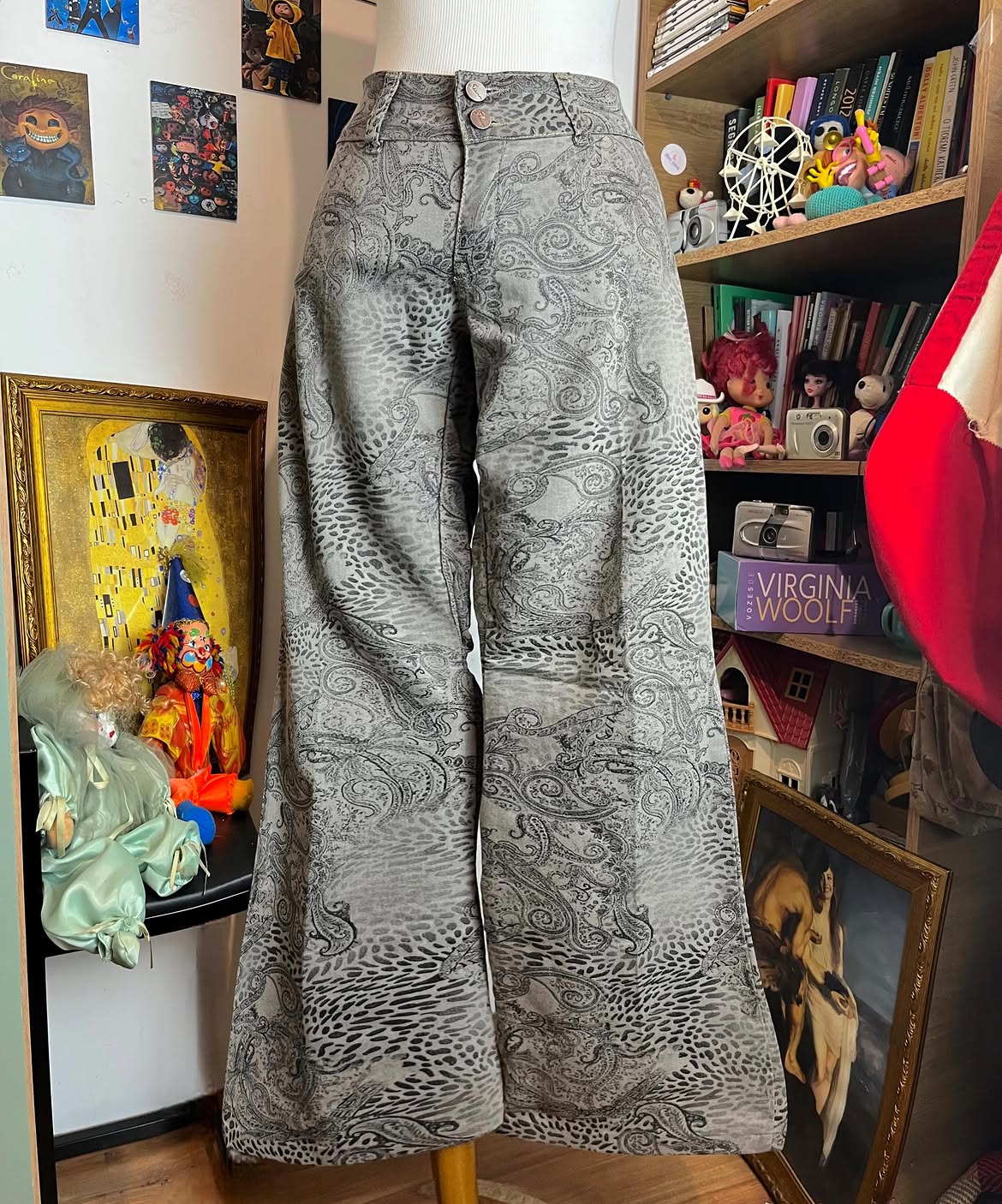 Calça Flare Estampada 00s