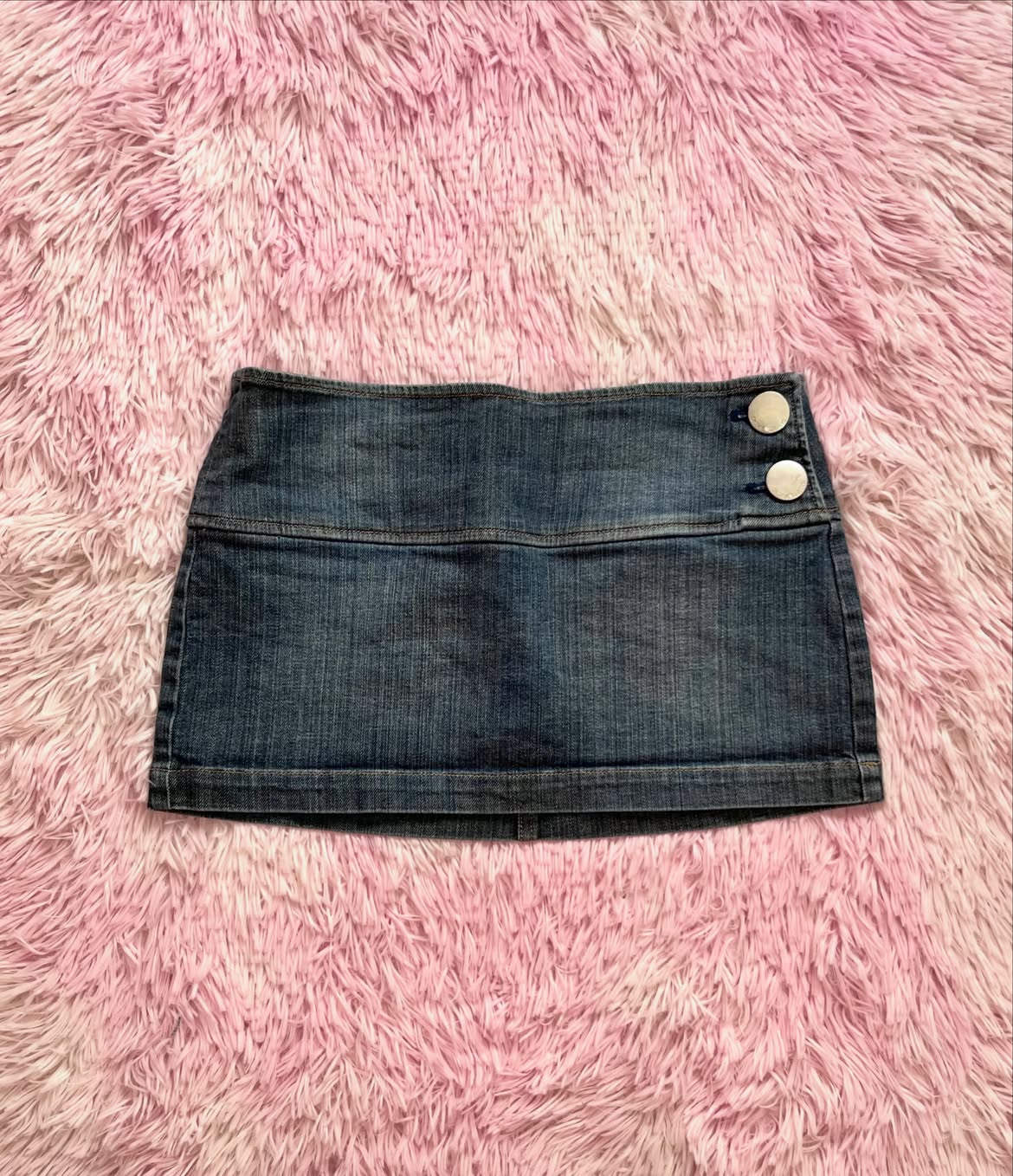 Minisaia 2000s "DKNY"